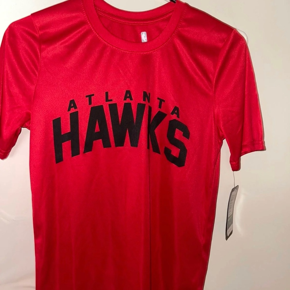 Atlanta Hawks T-shirt Youth size Size M 10-12